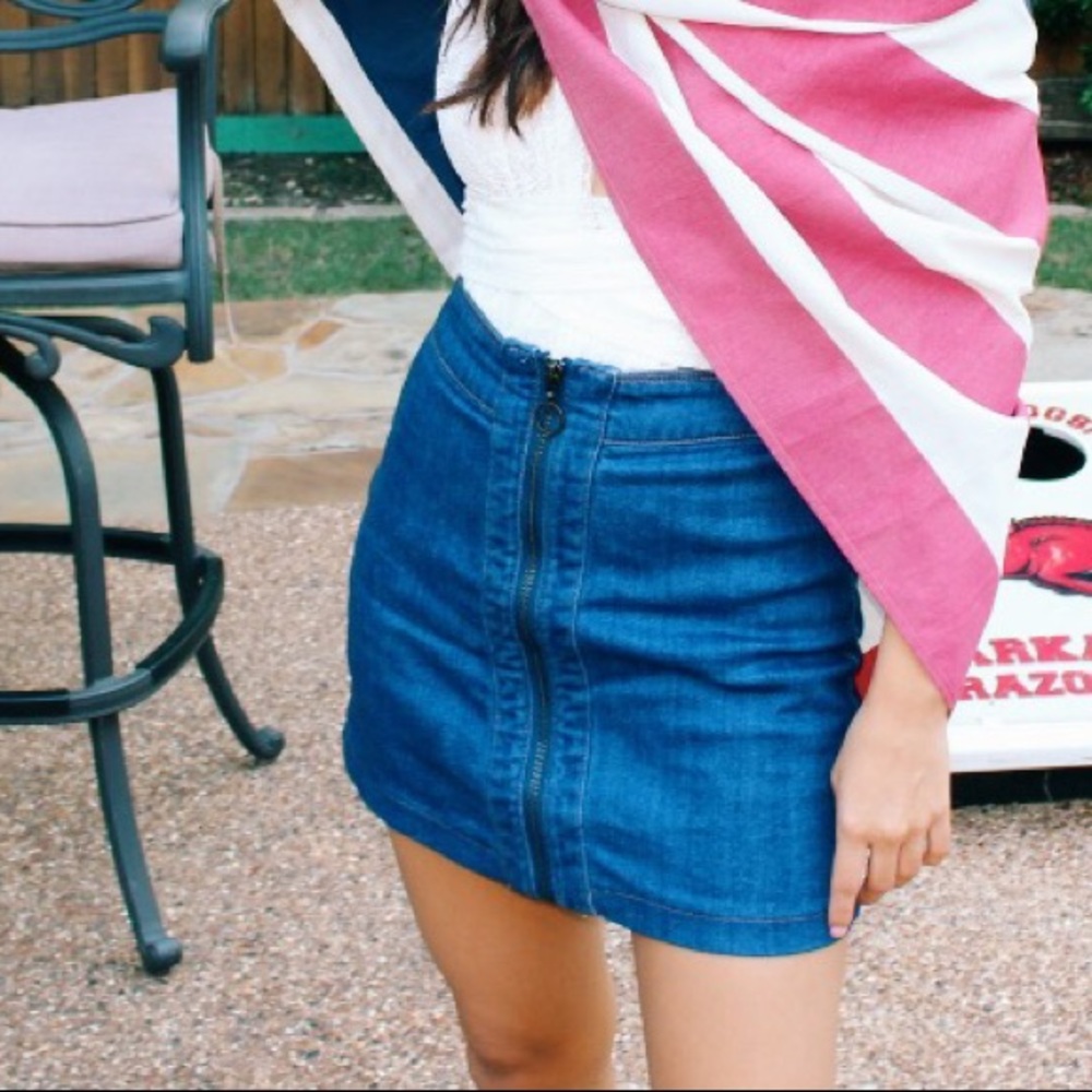 Zip up skirt